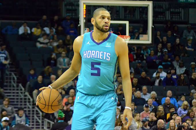 20, 摩纳哥锋线双星联手击溃对手防线  