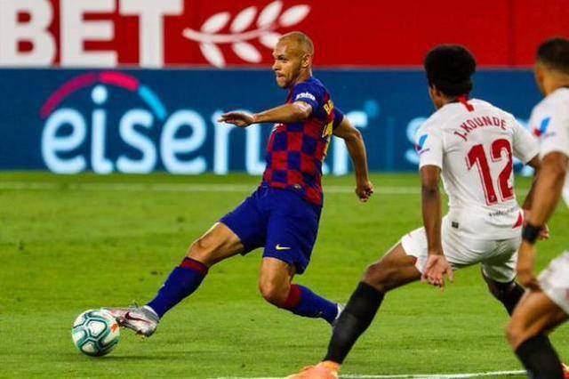  拉齐奥锋线集体哑火，0-0闷平维罗纳  