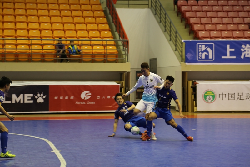  梅斯主场遭遇惨败保级形势岌岌可危